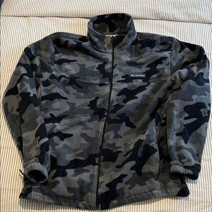 Columbia Gray and Black Camo Fleece Jacket